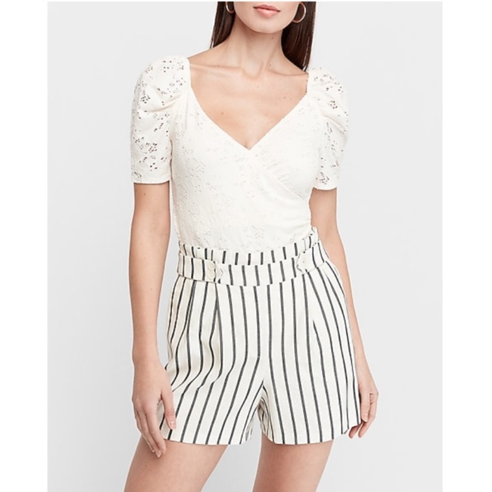 EXPRESS Super High Waisted Linen Blend Shorts